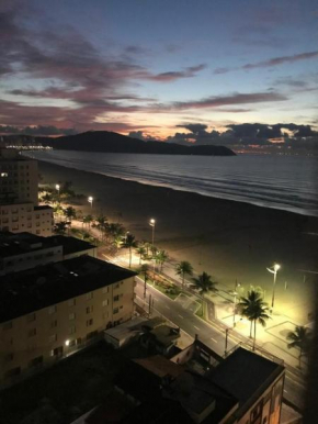 Apto Praia Guilhermina